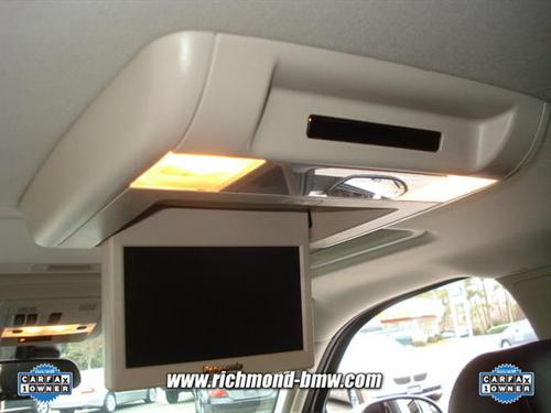 GMC Yukon 2009 photo 2