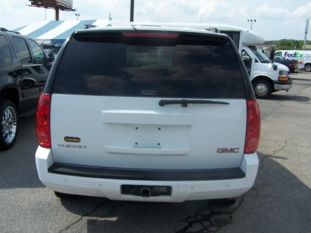 GMC Yukon 2009 photo 5