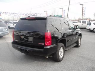 GMC Yukon 2009 photo 1