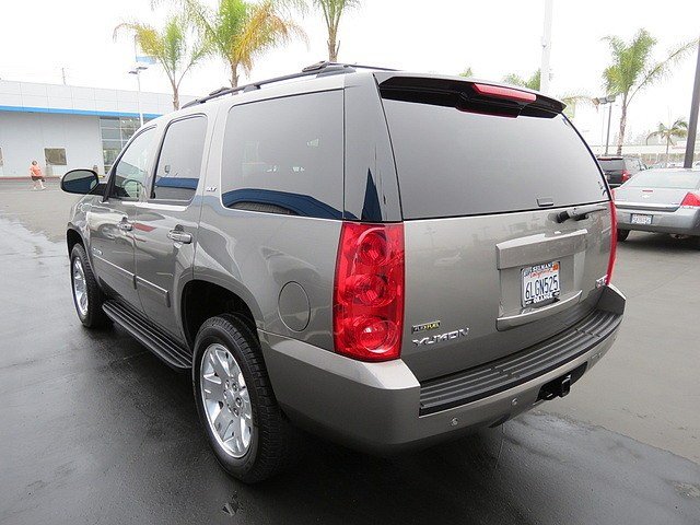 GMC Yukon 2009 photo 4