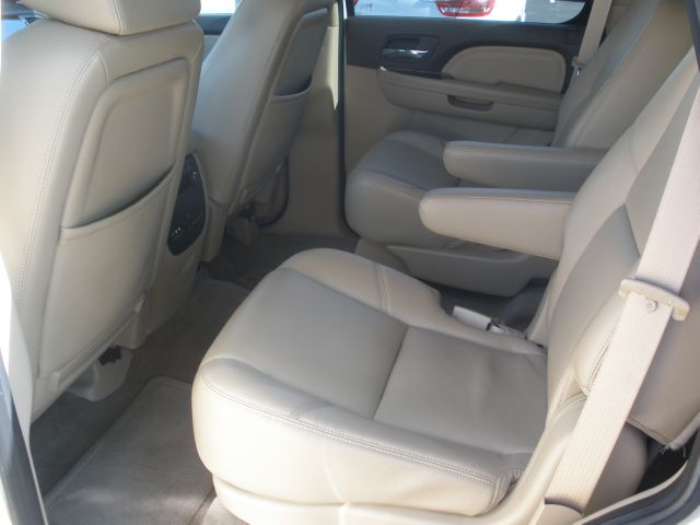 GMC Yukon 335i Twin Turbo Fast SUV