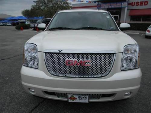 GMC Yukon 2009 photo 3