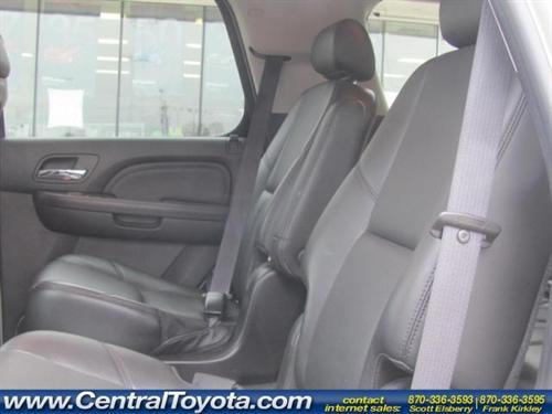 GMC Yukon 2009 photo 1