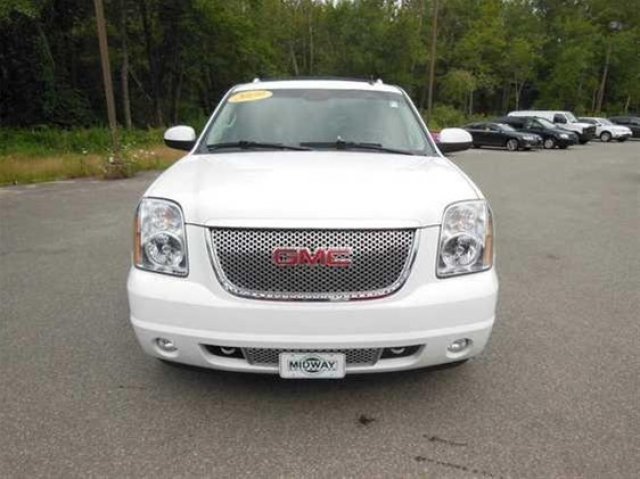 GMC Yukon 2009 photo 1