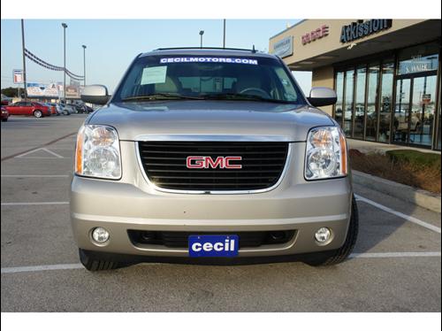 GMC Yukon 2009 photo 2