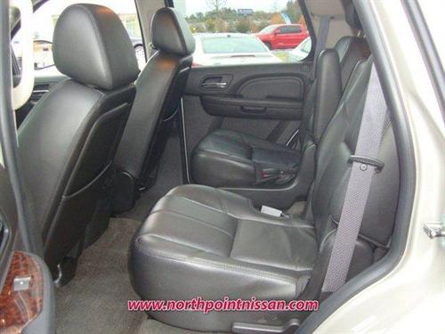 GMC Yukon 2009 photo 2
