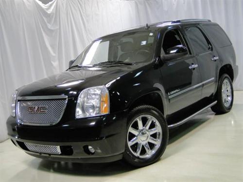 GMC Yukon 2009 photo 2