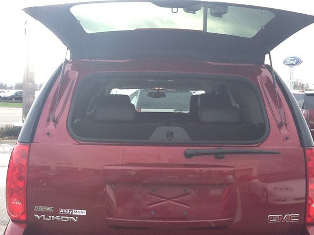 GMC Yukon 2009 photo 4