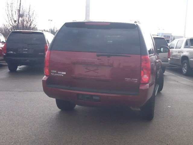 GMC Yukon 2009 photo 3