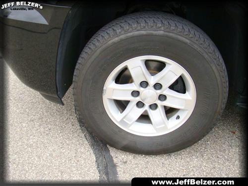 GMC Yukon 2009 photo 2