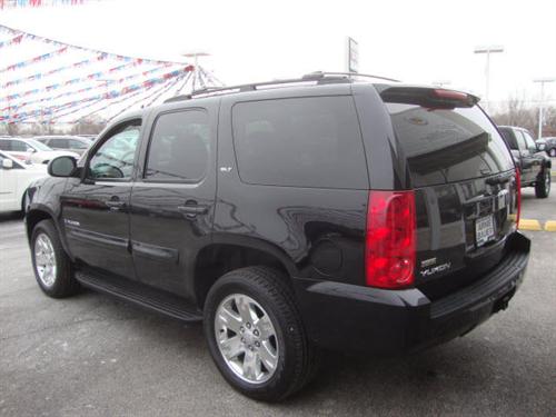 GMC Yukon 2009 photo 2