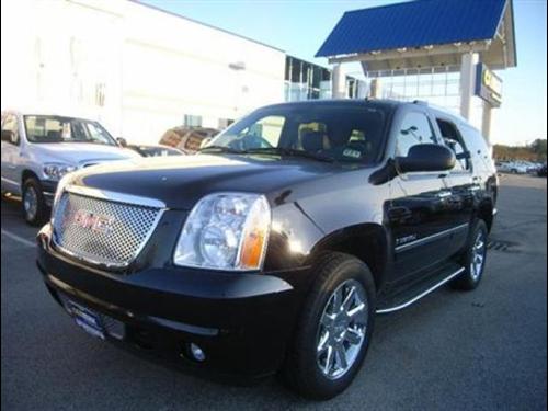 GMC Yukon 2009 photo 2