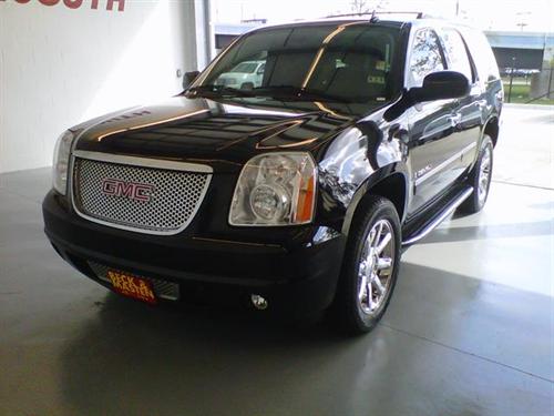 GMC Yukon 2009 photo 1