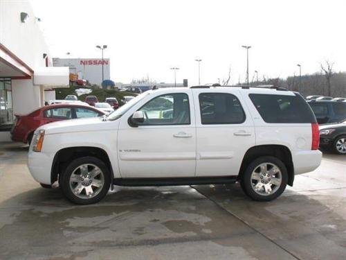 GMC Yukon 2009 photo 3