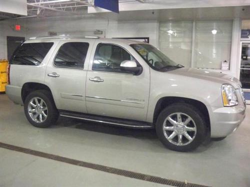 GMC Yukon 2009 photo 1