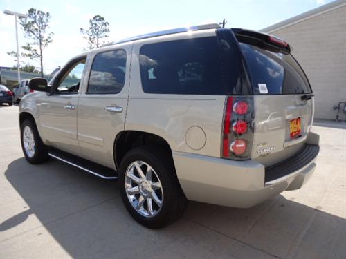 GMC Yukon 2009 photo 3