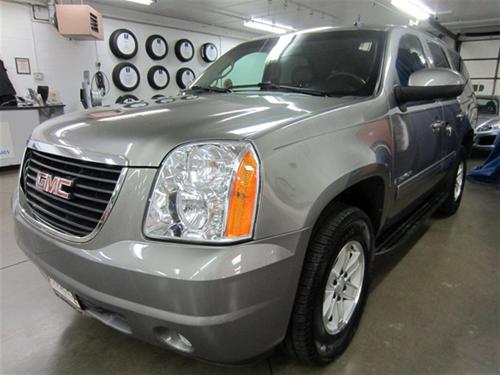 GMC Yukon 2009 photo 2