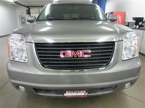 GMC Yukon 2009 photo 3