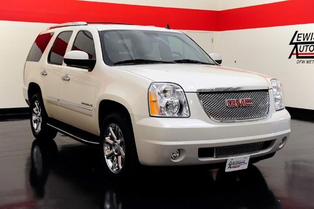 GMC Yukon 2009 photo 2