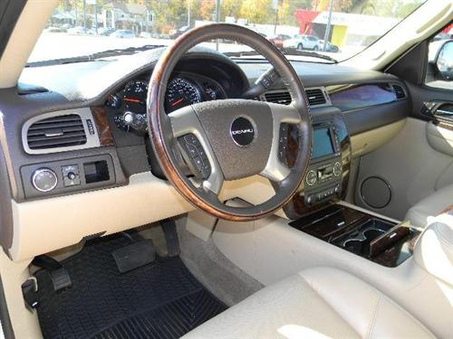 GMC Yukon 2009 photo 3