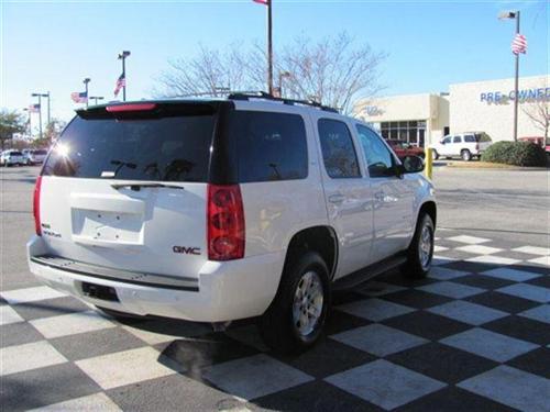 GMC Yukon 2009 photo 3