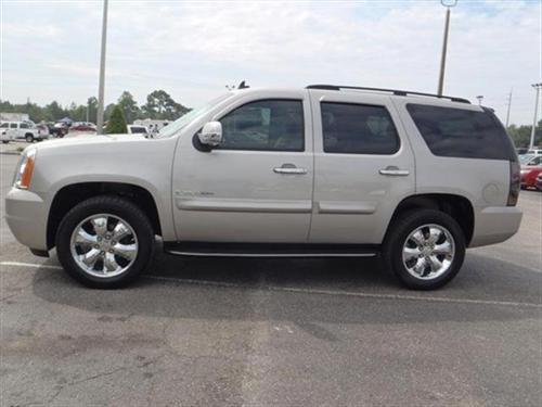 GMC Yukon 2009 photo 1