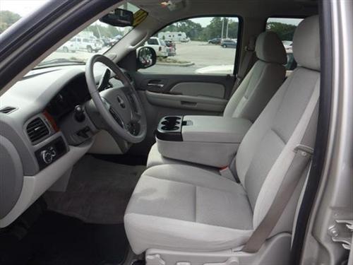 GMC Yukon 2009 photo 2