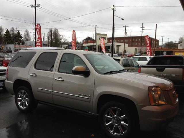 GMC Yukon 2009 photo 3