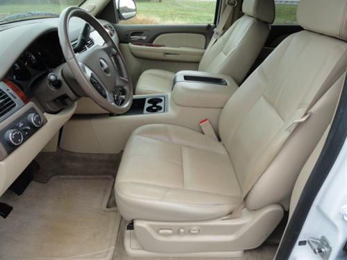 GMC Yukon 2009 photo 3