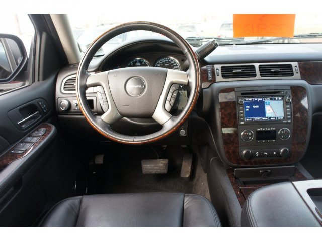 GMC Yukon 2009 photo 4