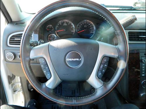GMC Yukon 2009 photo 5
