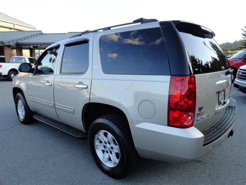 GMC Yukon 2009 photo 1
