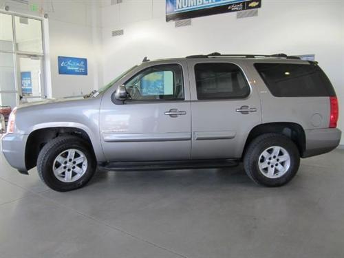 GMC Yukon 2009 photo 2
