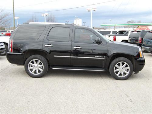 GMC Yukon 2009 photo 1