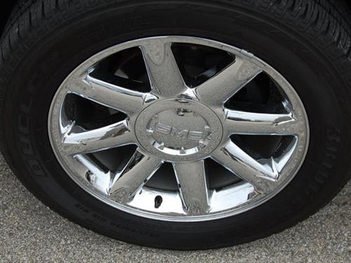 GMC Yukon 2009 photo 2