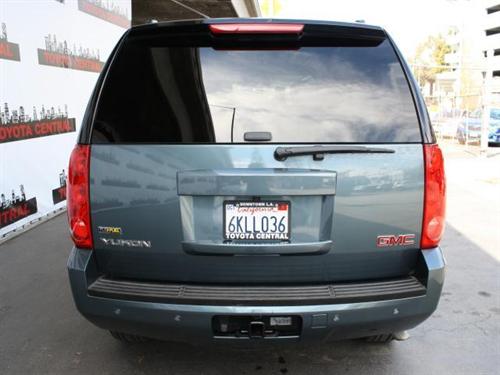 GMC Yukon 2009 photo 1