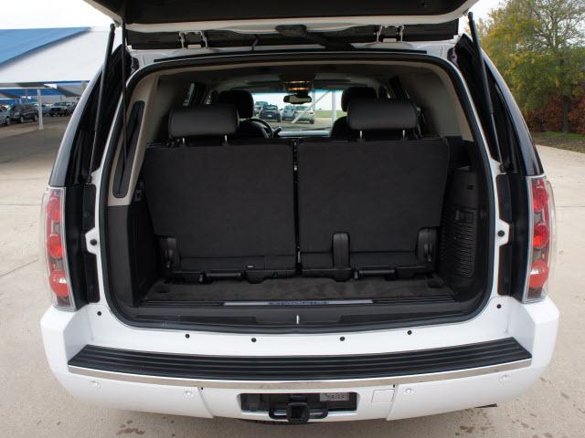 GMC Yukon 2009 photo 5