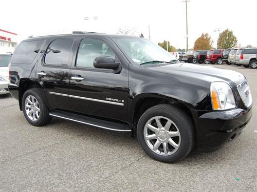 GMC Yukon 2009 photo 3