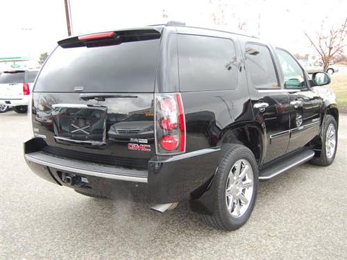 GMC Yukon 2009 photo 2