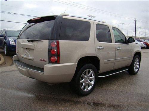 GMC Yukon 2009 photo 5