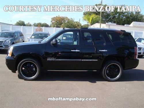 GMC Yukon 2009 photo 1