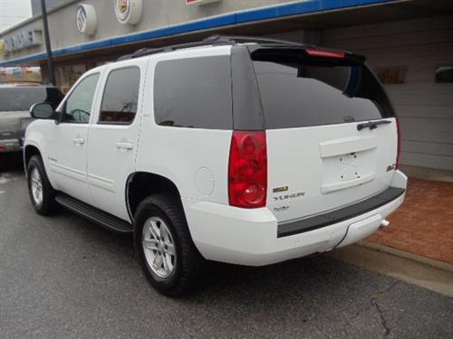 GMC Yukon 2009 photo 1