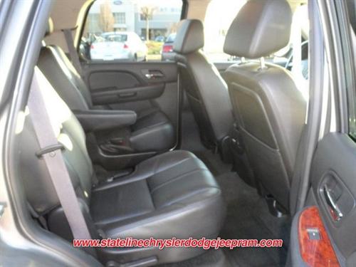 GMC Yukon 2009 photo 2