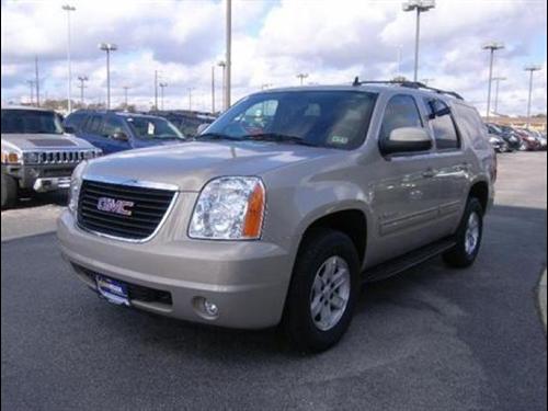 GMC Yukon 2009 photo 2