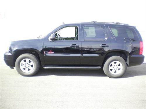 GMC Yukon 2009 photo 2