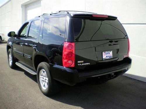 GMC Yukon 2009 photo 3