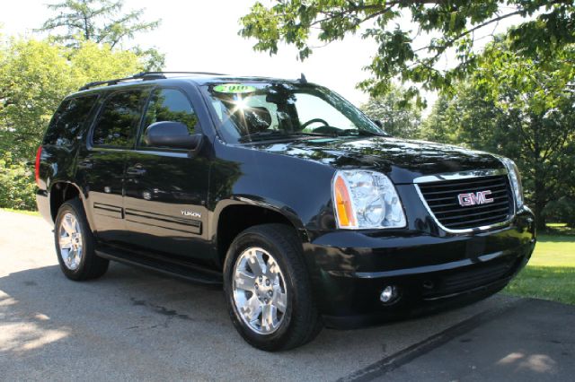 GMC Yukon 2010 photo 4