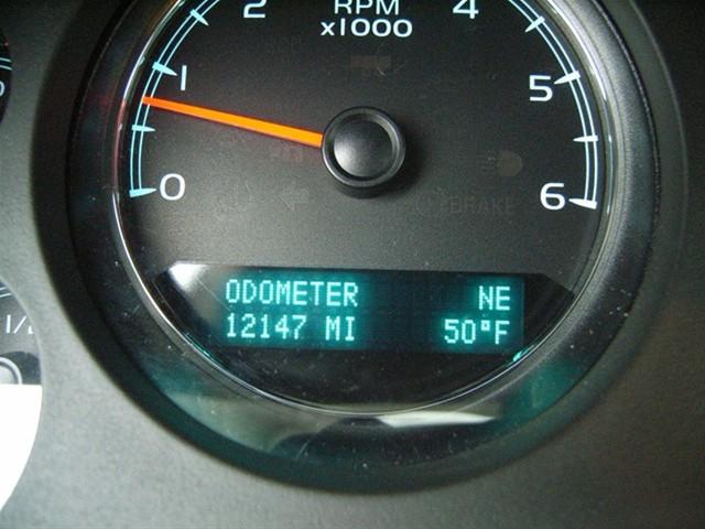 GMC Yukon 2010 photo 3