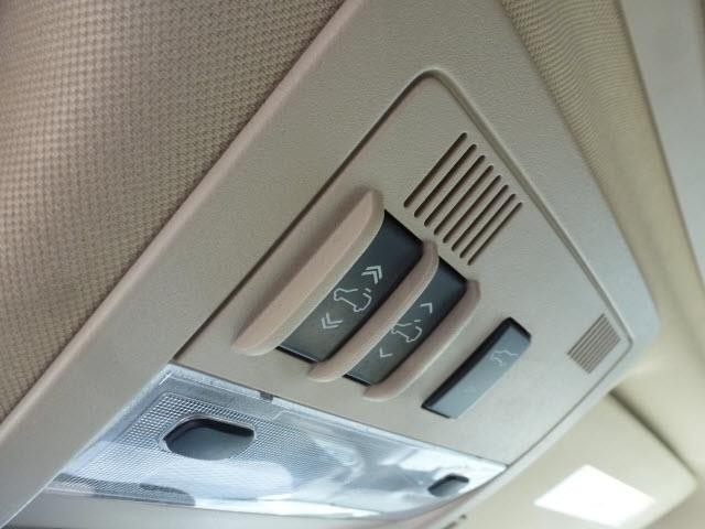 GMC Yukon 2010 photo 27