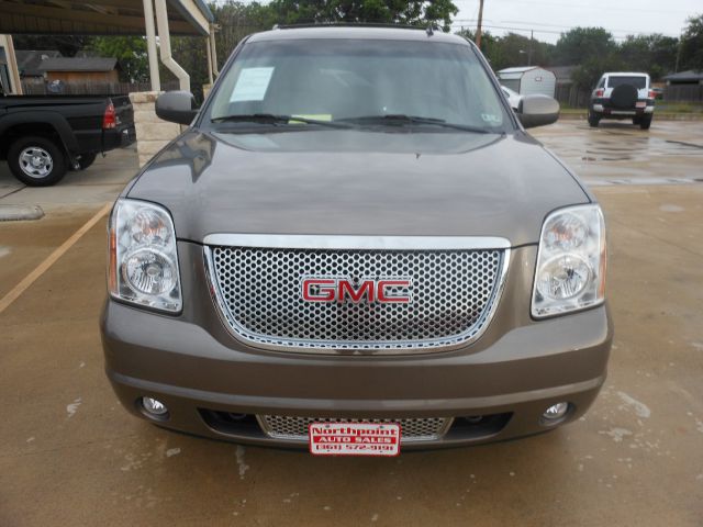 GMC Yukon 2011 photo 27